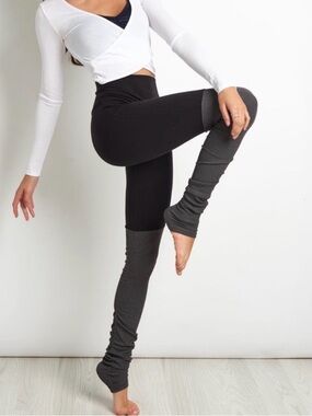 ALO - High Waisted Goddess Leggings Black/Stormy Heather - Size Small